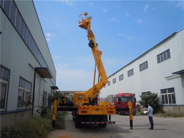 國(guó)六東風天錦26米高空作業車